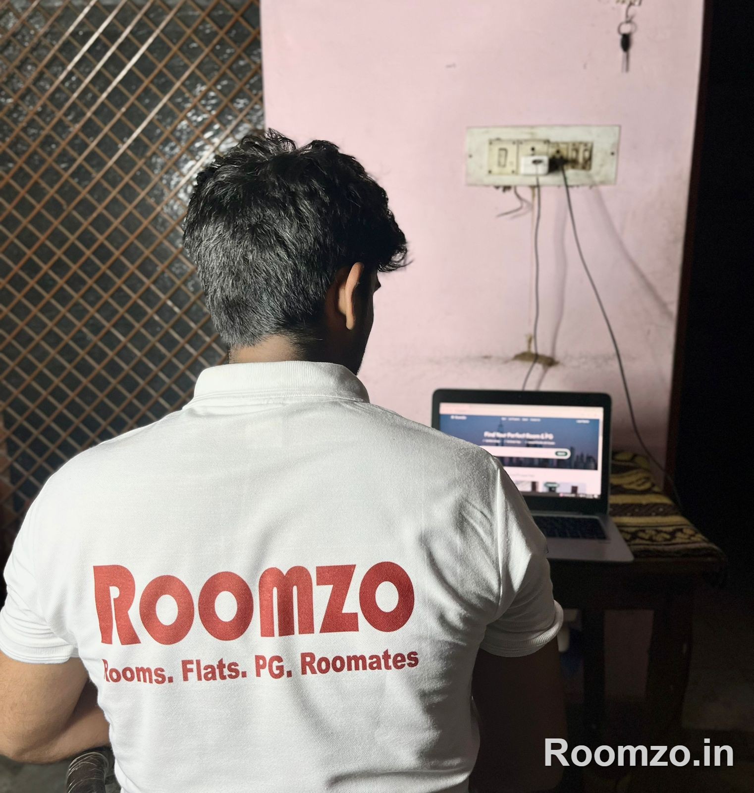 Rooms near Miraroad station